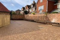 Lassen Mews rear of Battle High Street